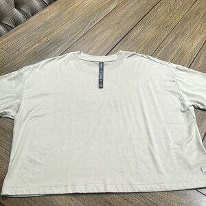 Vuori Super Soft Short Sleeve Top Size Small